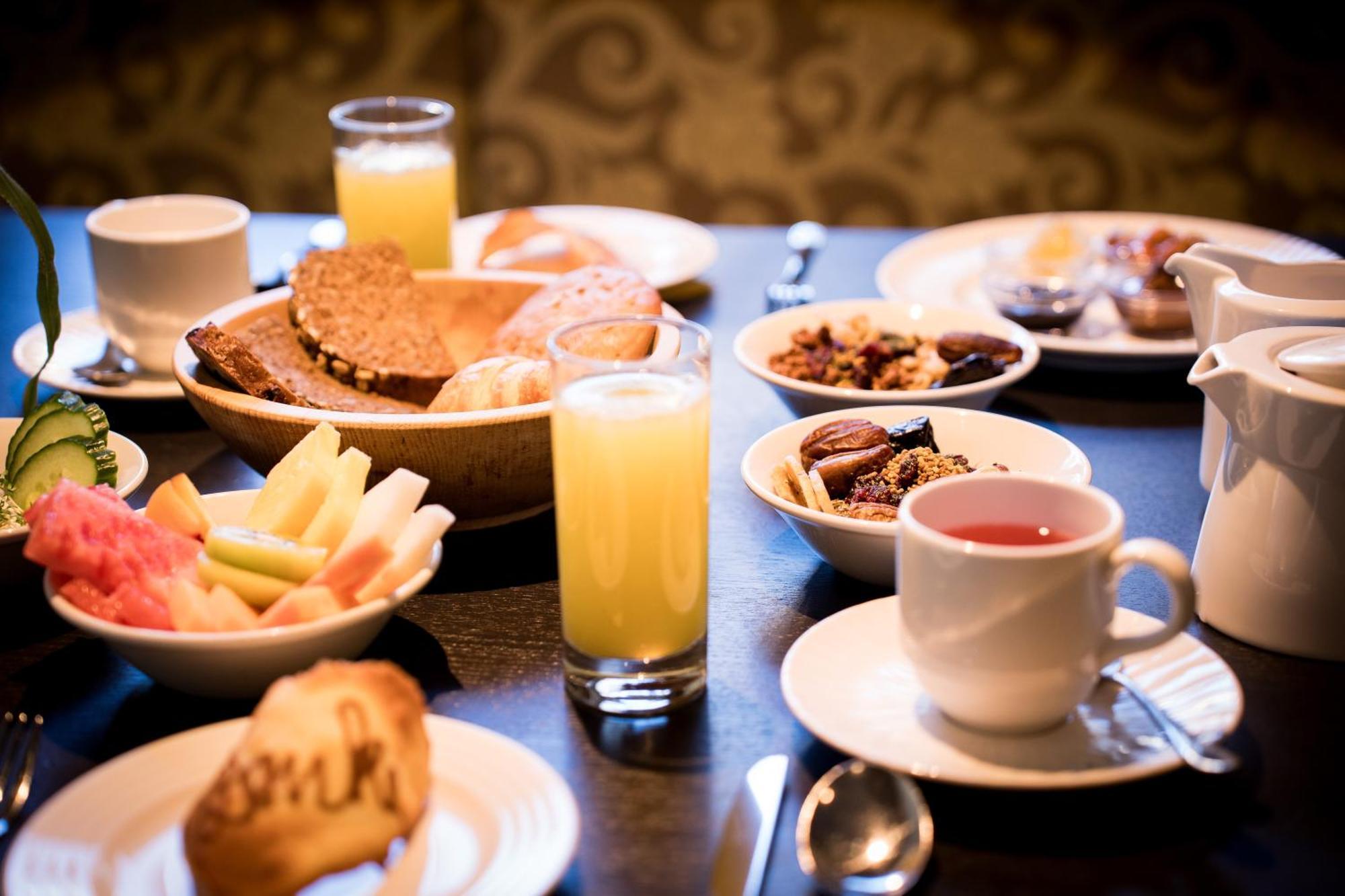 Natur- & Wanderhotel Tuxertal ภายนอก รูปภาพ