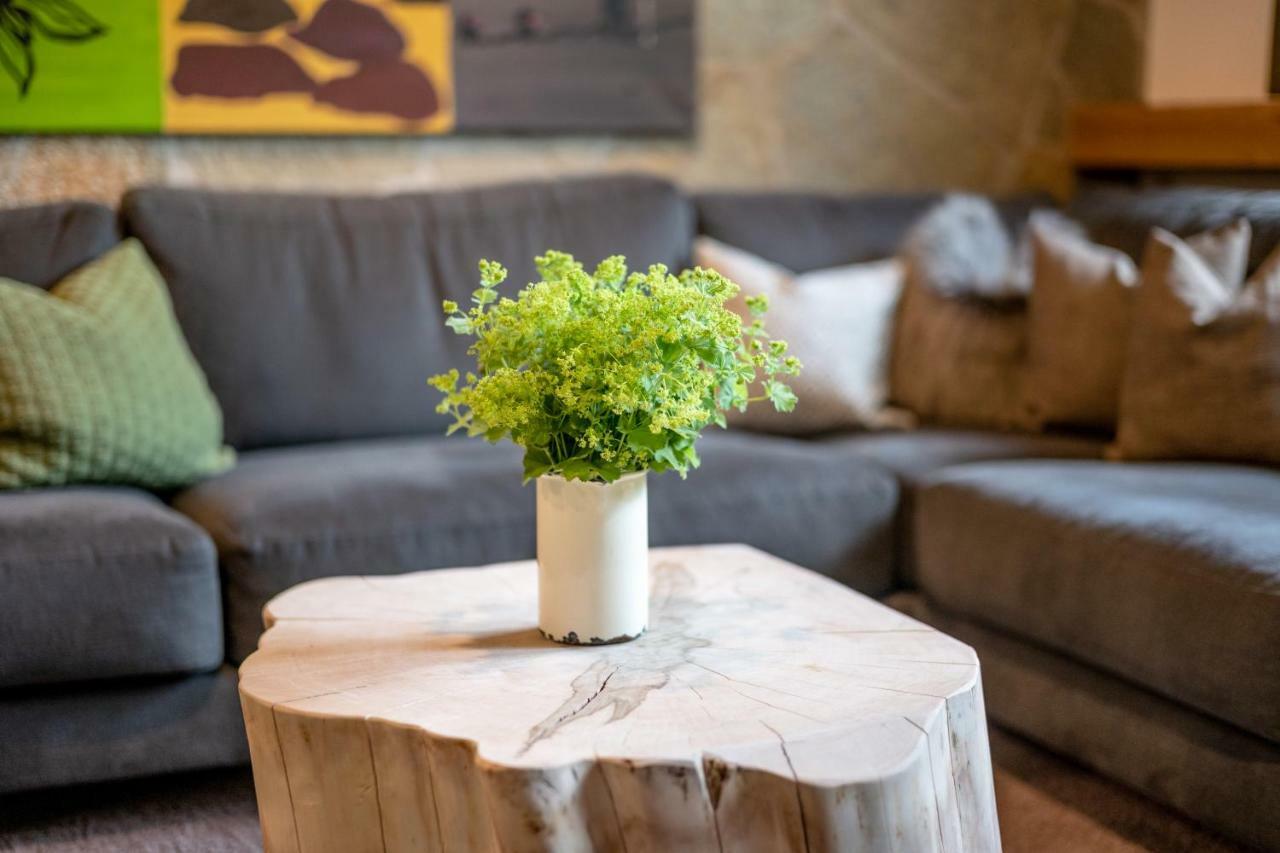 Natur- & Wanderhotel Tuxertal ภายนอก รูปภาพ